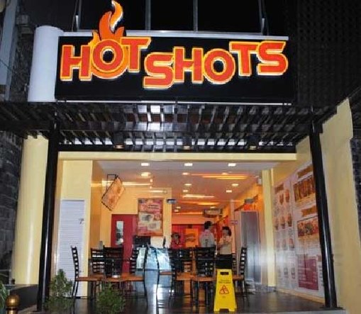 hot shots bar ottowa