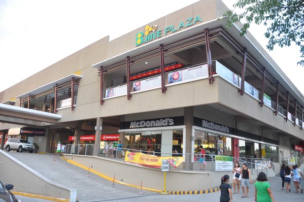 B. Hive Plaza Front 02