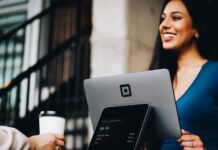 4 Reasons Why Customer Service Matters Why Customer Service Matters