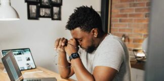 Easy Advice On How To Declutter Your Home Office (with Videos!) How To Declutter Your Home Office