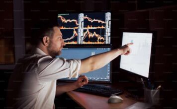 Investing for Beginners: A Guide to Getting Started with Limited Capital Investing for Beginners